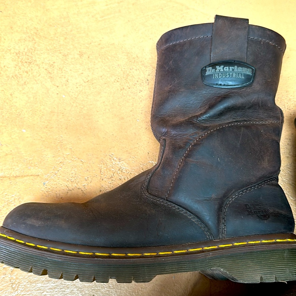 Dr. Martens Mens Industrial Wellington Browqn Leather Boot US Sz 8 M 10296 - Picture 2 of 9